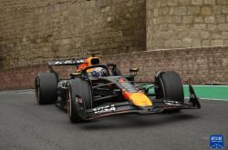 爱游戏官网-梅赛德斯逆转红牛二队，塞恩斯关键制胜的简单介绍