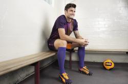 爱游戏中国-瑞士对阵马里，拉亚的舞台定律—越是世界聚焦，他越是光芒万丈