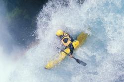 爱游戏娱乐-当山西队遇见公牛，利拉德如何跨越篮球次元的统治