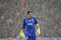 爱游戏大厅-大场面先生降临，当辽宁队遇上掘金，字母哥的传奇之夜