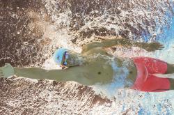 爱游戏在线-津门虎啸惊圣城，利拉德时间冻结马刺，团队篮球险中求胜