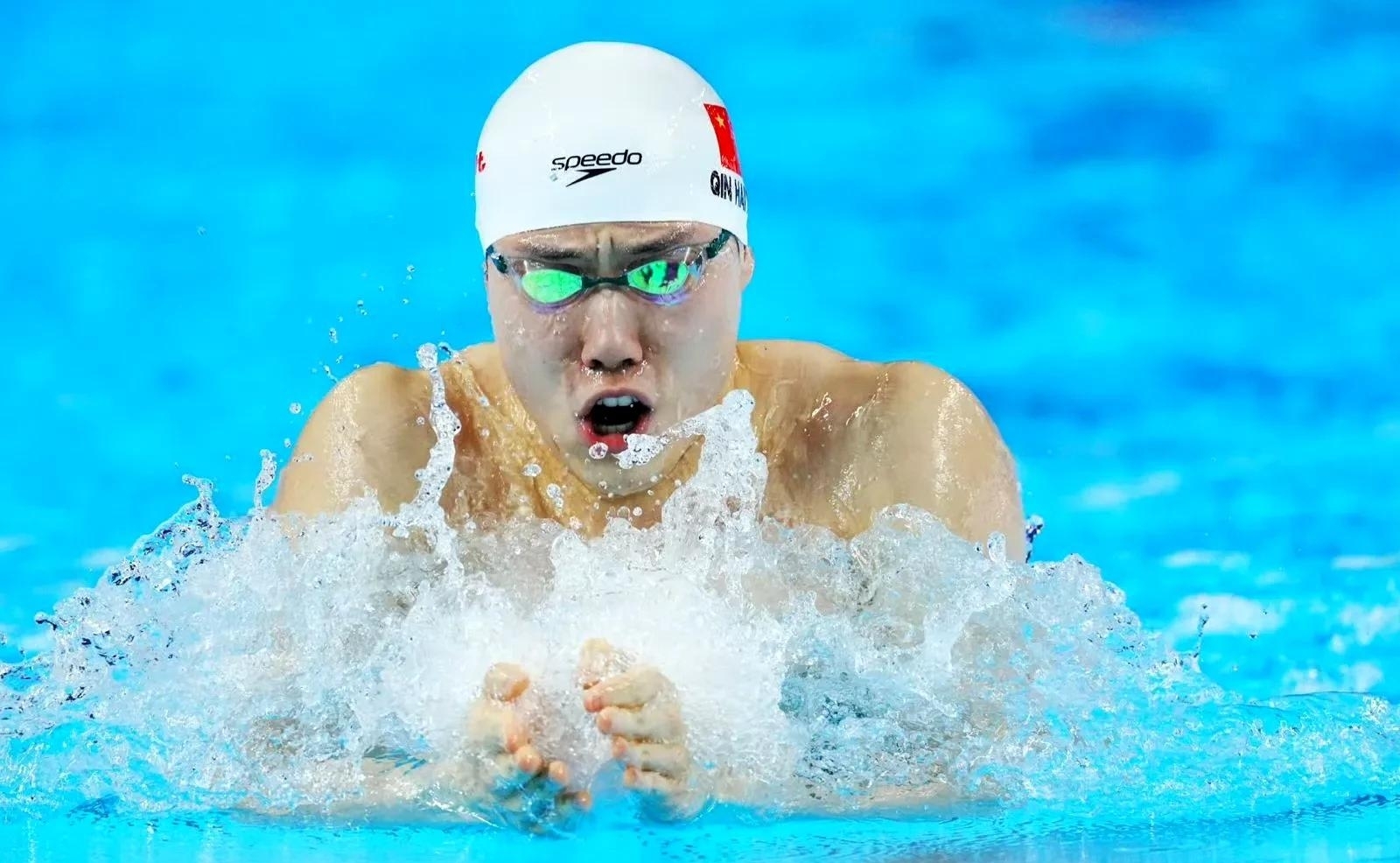 关于游泳比赛取胜，突破个人最佳成绩的信息