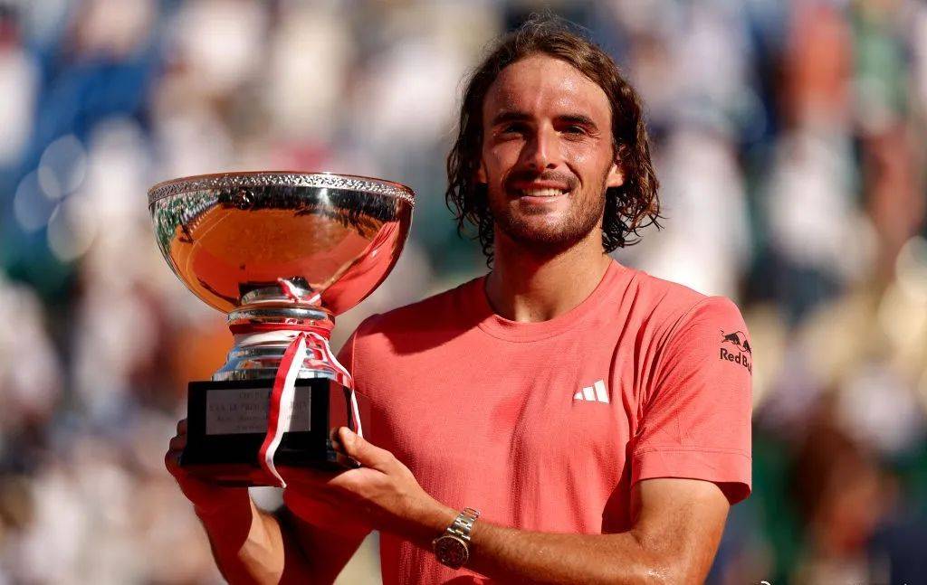 法网完胜蒙特卡洛大师赛,西西帕斯高光表现 法网完胜蒙特卡洛大师赛,西西帕斯高光表现