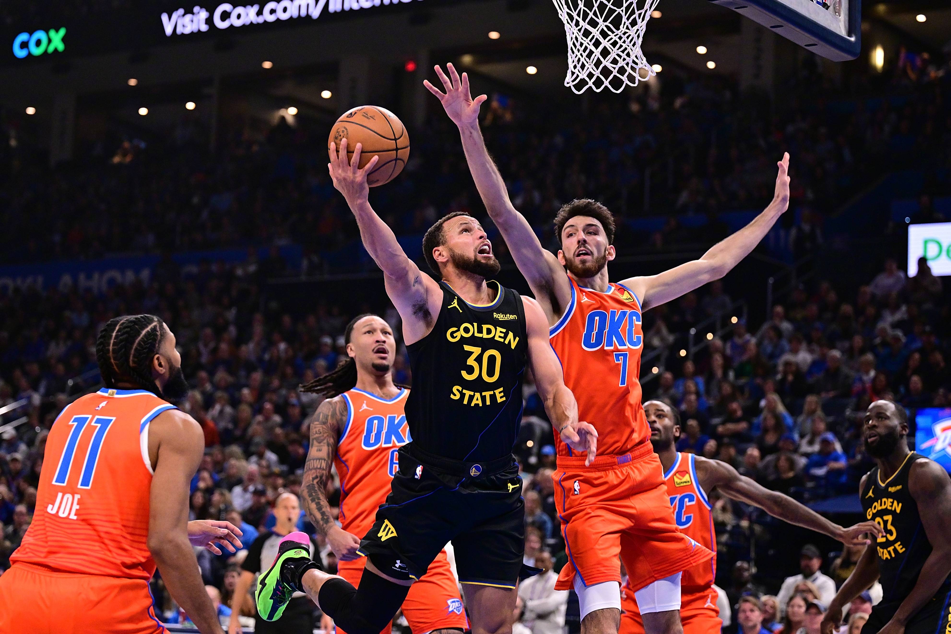 包含太阳碾压雷霆，库里刷新纪录的词条