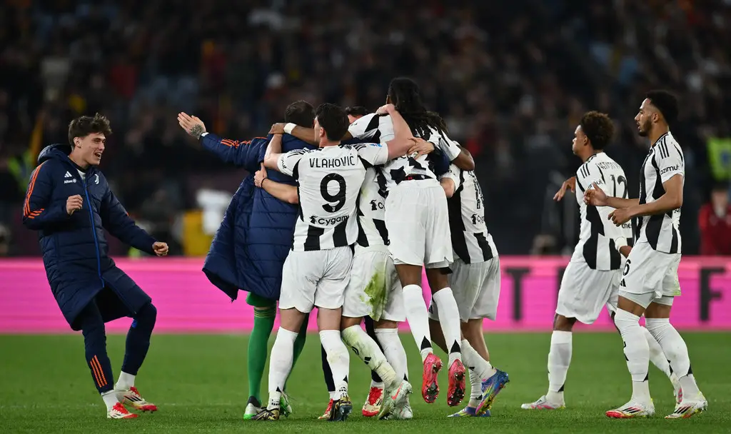 关于尤文鏖战AC米兰，阿什拉夫扛起全队的信息