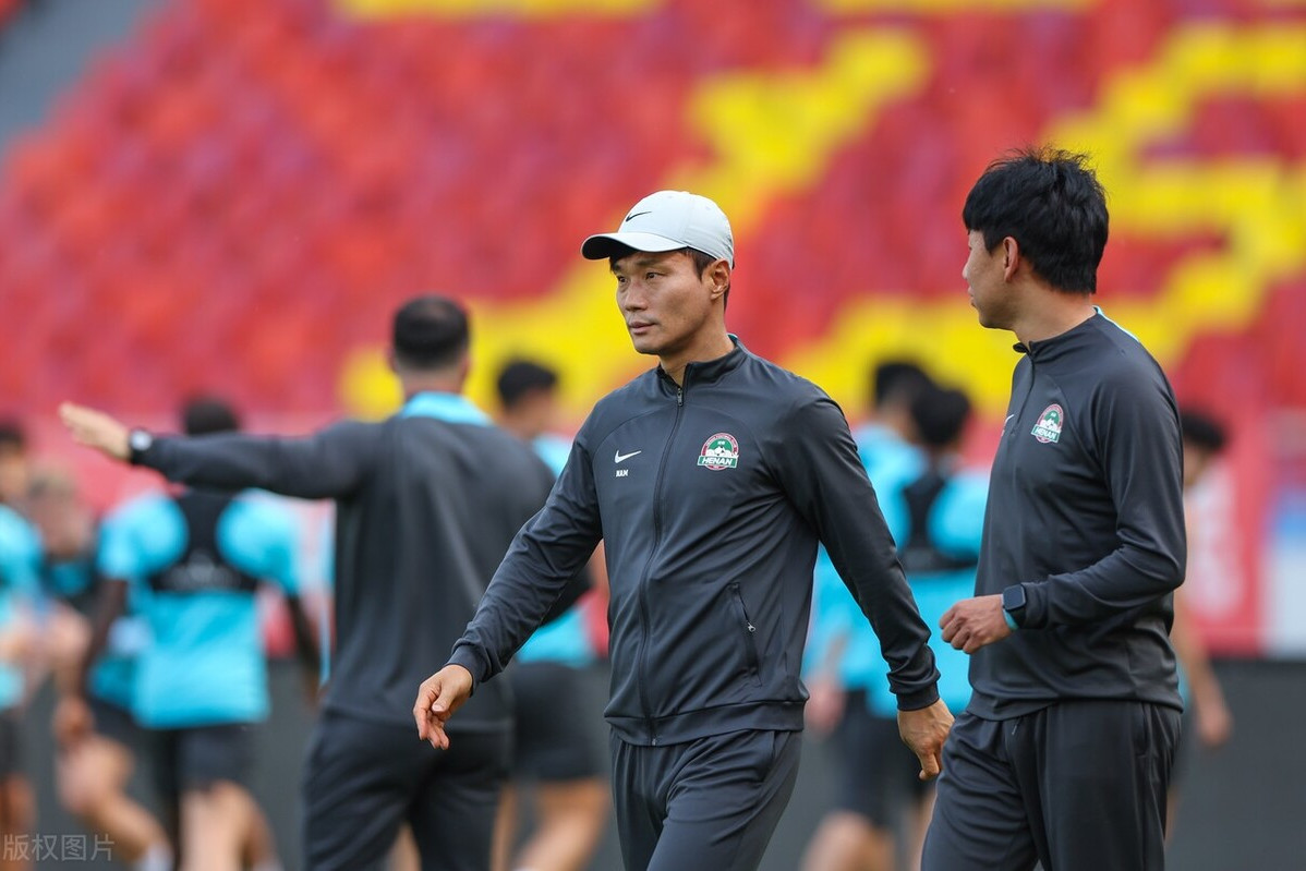 内蒙古男篮士气高昂,迎接挑战 内蒙古男篮士气高昂,迎接挑战