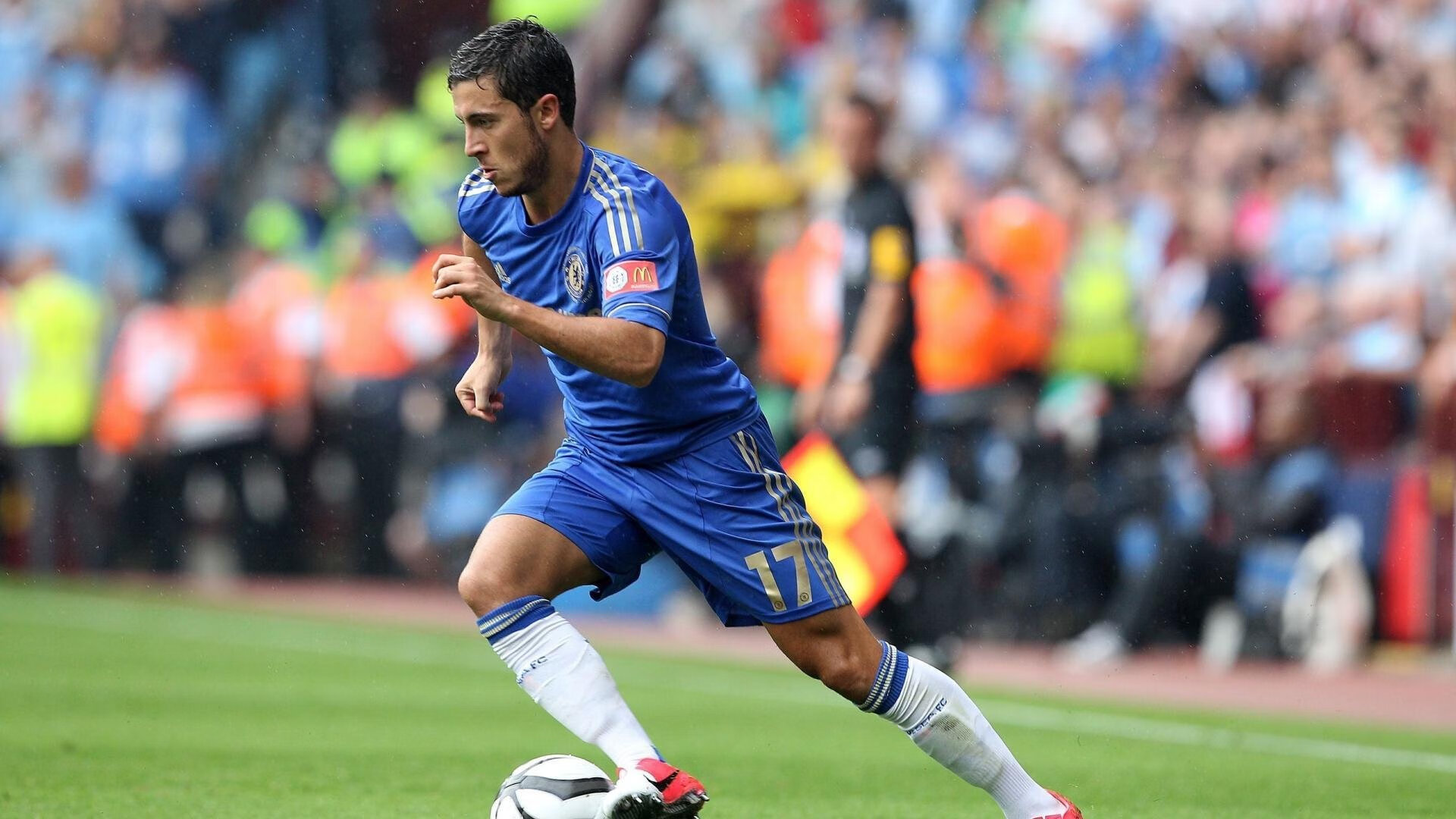 范弗利特统治全场,鹈鹕内外开花彻底粉碎活塞防线